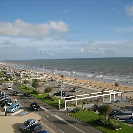 Apartment Confortable 4 Pers, Pres De La Plage, Parking, Animaux Admis - Fr-1-777-21